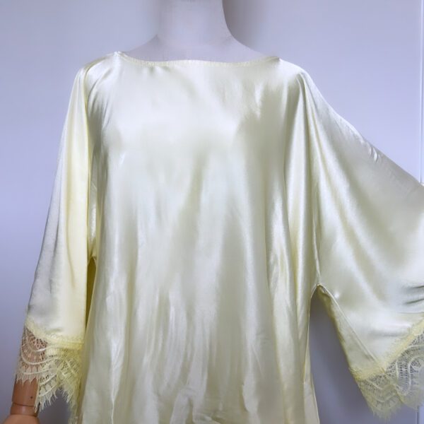 Blouse en dentelle
