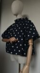 Blouse Cape Bleu Marine à Pois Blanc, Nœud Dos Nu
