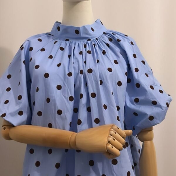 Blouse Cape Bleu Ciels à Pois noir , Nœud Dos Nu