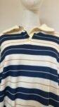 Polo oversize rayé marine & écru, col jaune pâle