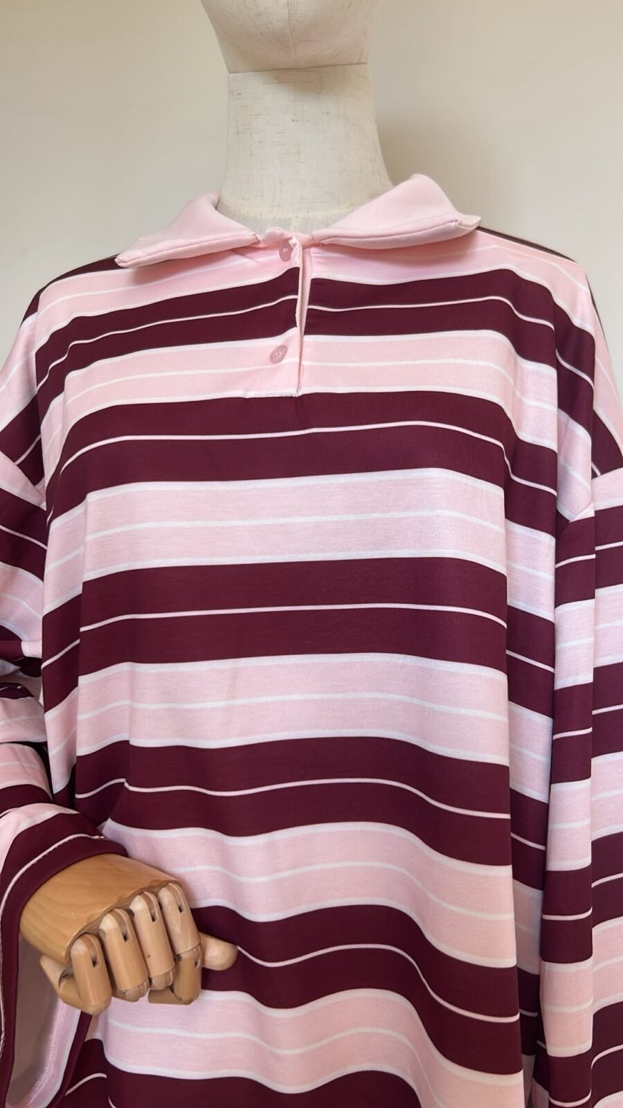 Polo oversize rayé rose & bordeaux, col rose poudré